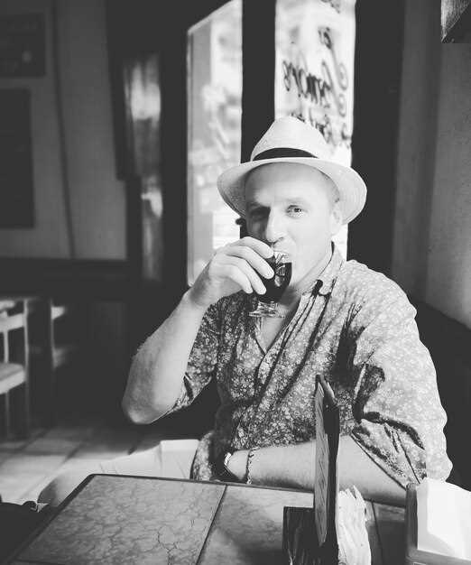 Navigating Insurance and Valuation for Vintage Automobiles